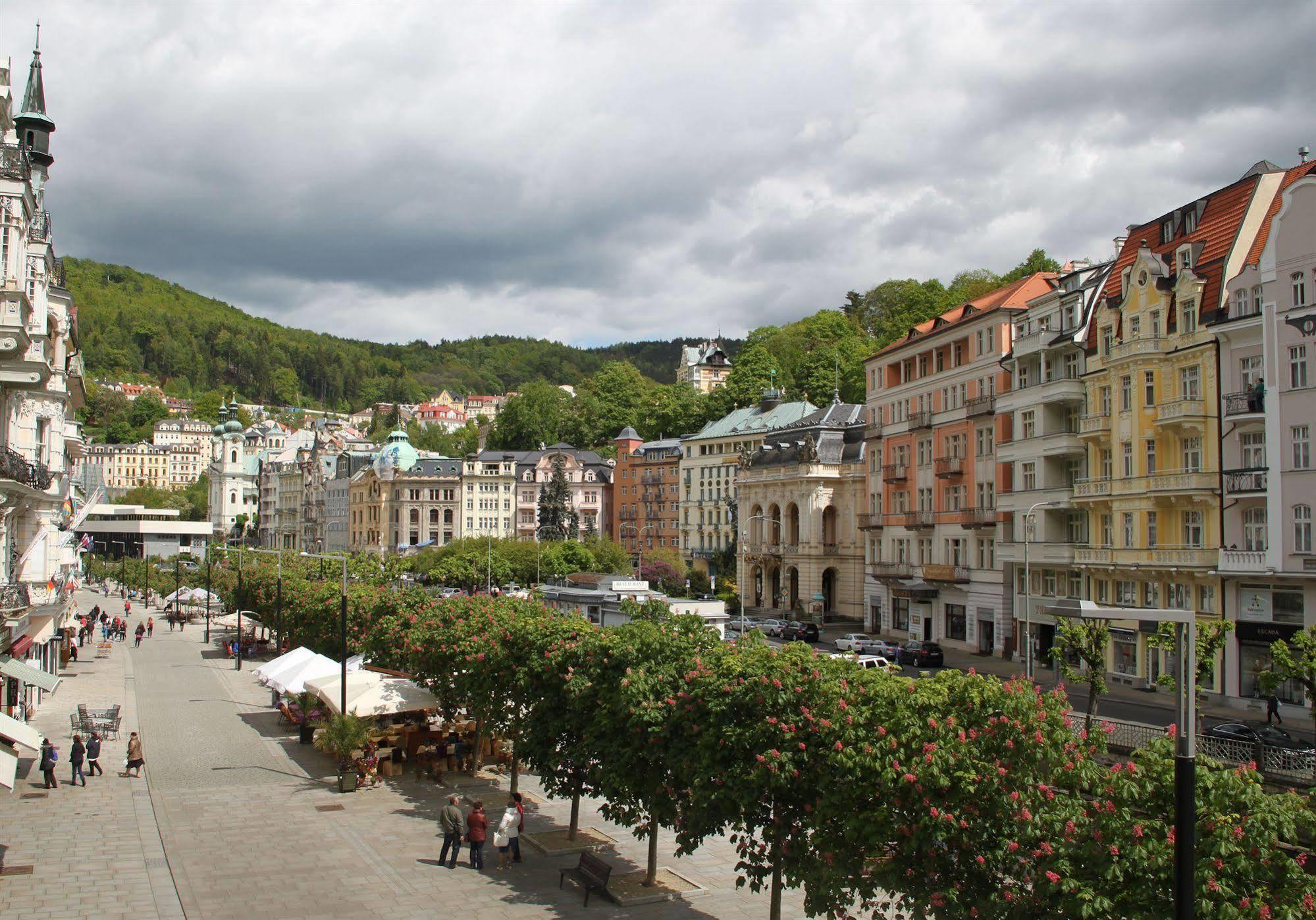 Hotel Maltezský Kříž Karlovy Vary Exterior foto